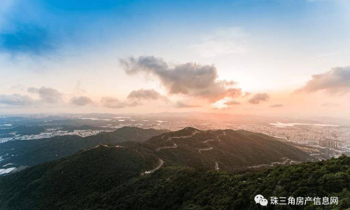 最新深夜福利:夜半驚喜，福利來襲